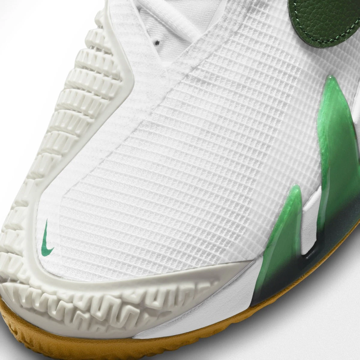 Nike React Vapor NXT Women's Tennis Shoe (White/Gold/Green) 6 Nike React Vapor NXT Women's Tennis Shoe (White/Gold/Green) - Image 4