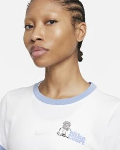 Nike Women's Dri-FIT Ringer NYC Top (White/Aluminum) -Ball Games Shop nikecourt dri fit tennis t shirt fkMX3N eeebfa92 99bd 4610 b1af 34aec5eaa469